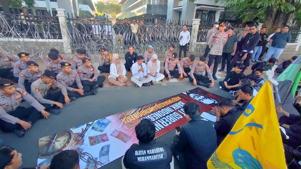 Desakan Copot Gubernur BI, Pemprov Jatim Akhirnya Buka Suara